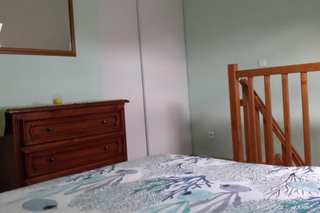 Agreable Logement Dans Petit Village Sud-Essonne Champcueil 외부 사진