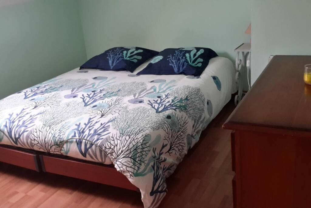 Agreable Logement Dans Petit Village Sud-Essonne Champcueil 외부 사진